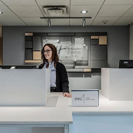 Holiday Inn Express Hotel & Suites Saint - Hyacinthe By Ihg Eksteriør billede
