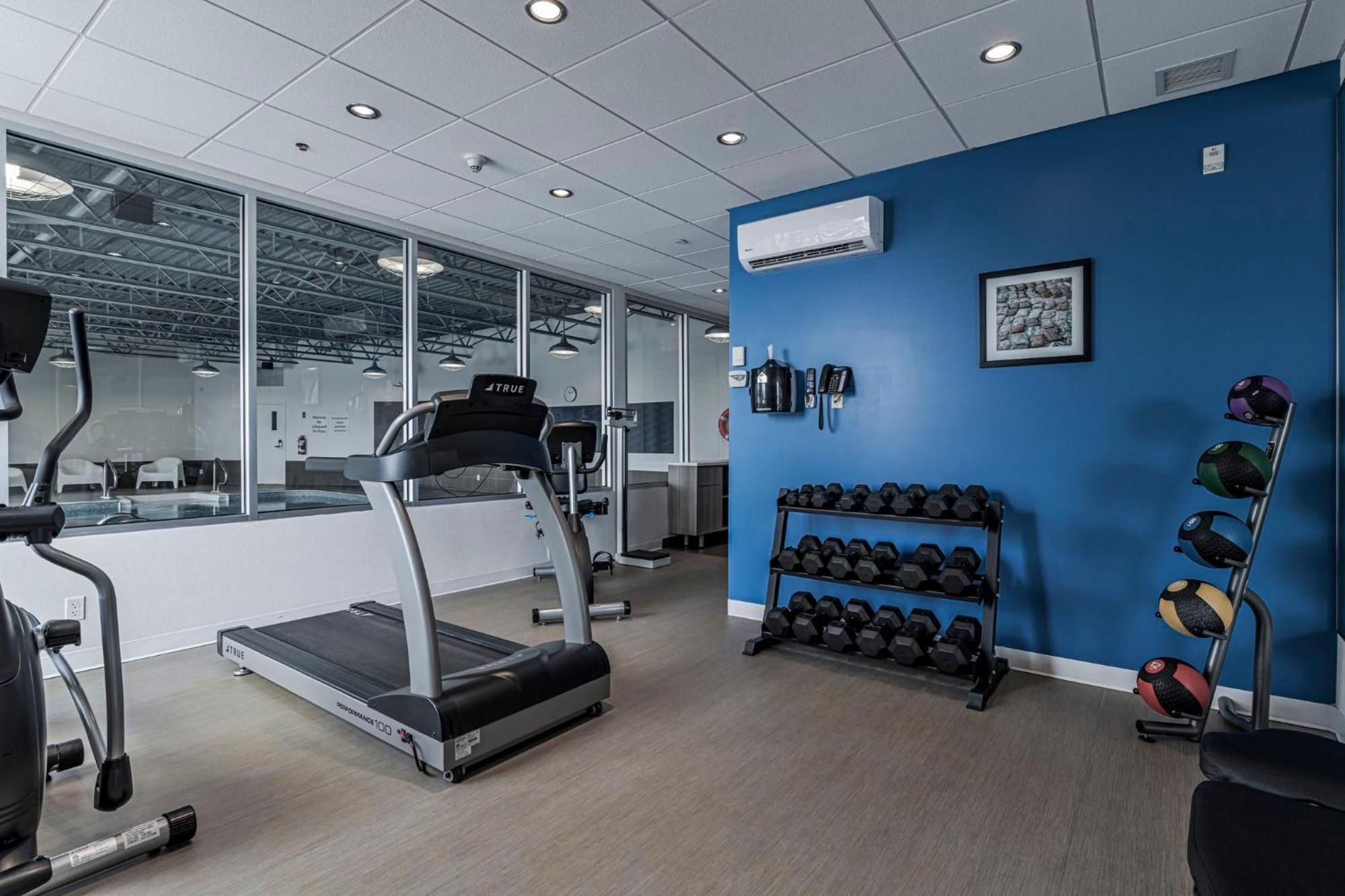 Holiday Inn Express Hotel & Suites Saint - Hyacinthe By Ihg Eksteriør billede