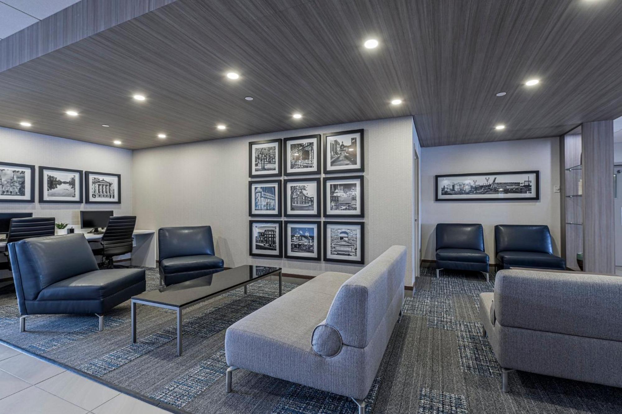 Holiday Inn Express Hotel & Suites Saint - Hyacinthe By Ihg Eksteriør billede