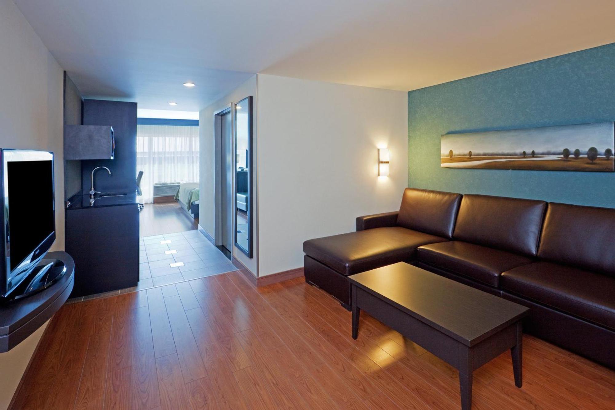 Holiday Inn Express Hotel & Suites Saint - Hyacinthe By Ihg Eksteriør billede
