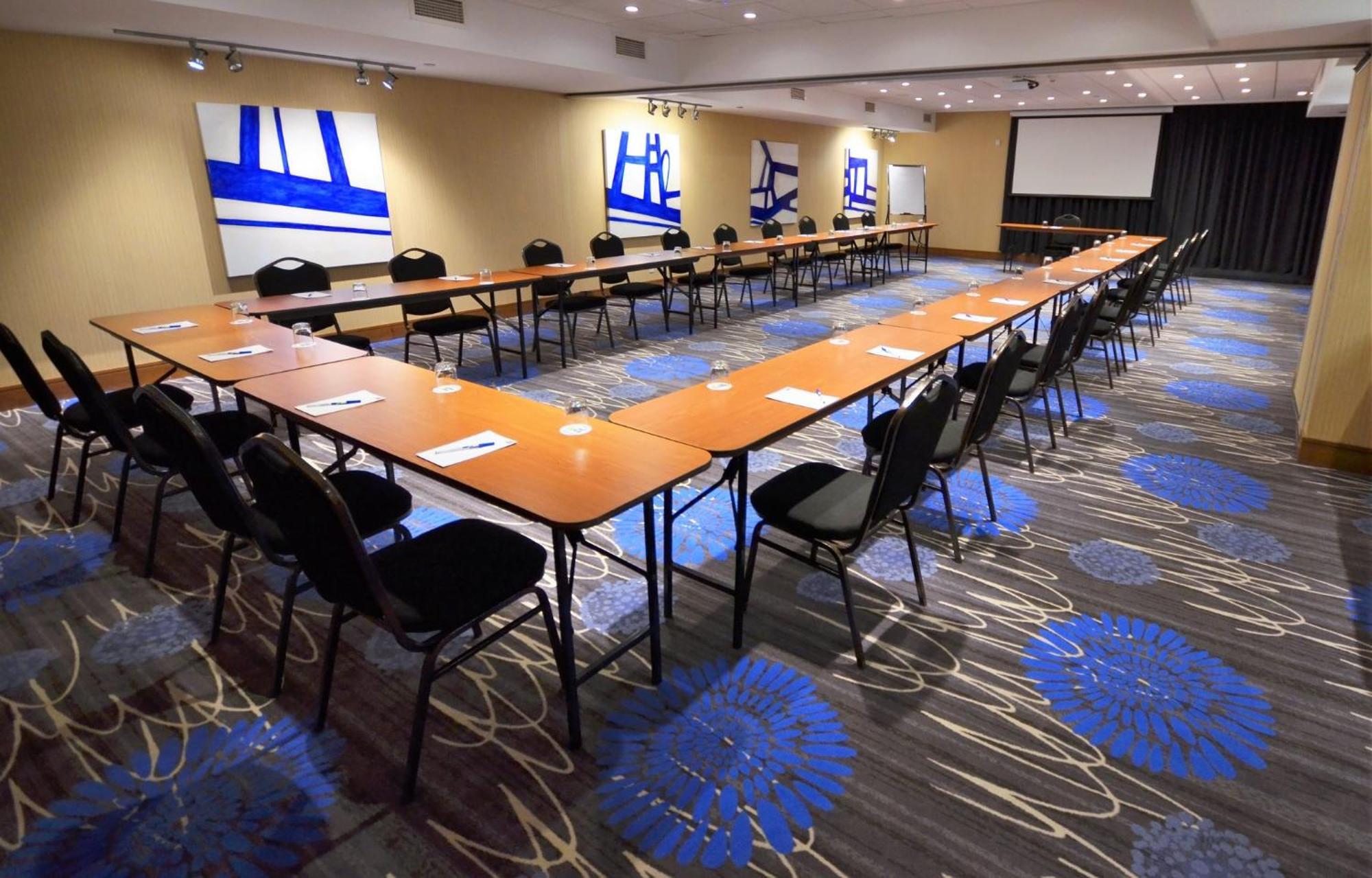Holiday Inn Express Hotel & Suites Saint - Hyacinthe By Ihg Eksteriør billede