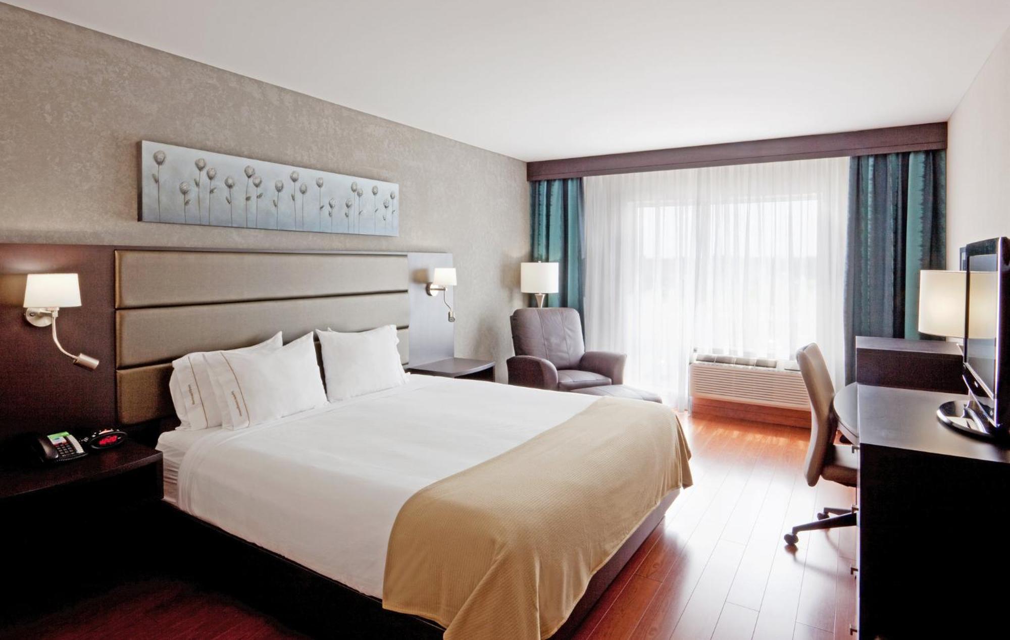 Holiday Inn Express Hotel & Suites Saint - Hyacinthe By Ihg Eksteriør billede